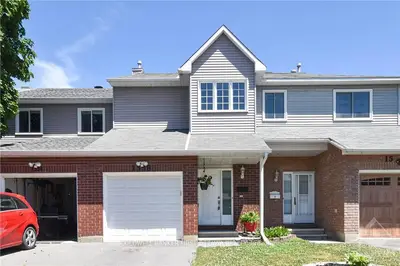 1558 BRIARFIELD Crescent, Orleans - Cumberland and Area, ON K3A 1Y7