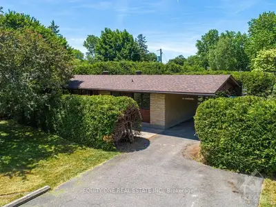 6 ASHFORD Drive, Bells Corners and South to Fallowfield, ON K2H 6V5