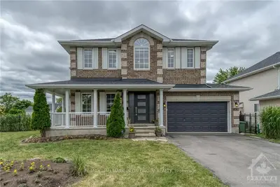 1826 HEATHERSTONE Crescent, Orleans - Cumberland and Area, ON K4A 4P2