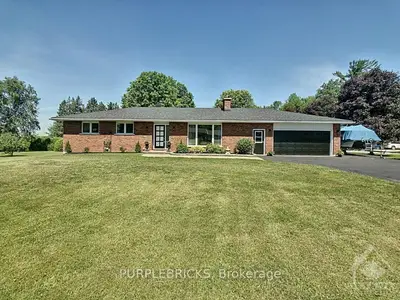 209 FORESTERS FALLS Road, Whitewater Region, ON K0J 1K0