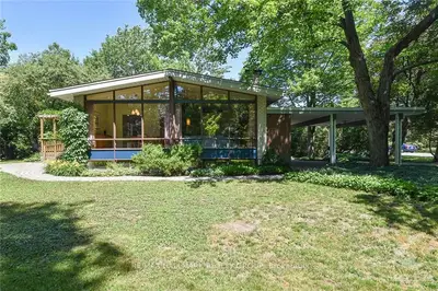 21 KAYMAR Drive, Beacon Hill North - South and Area, ON K1J 7C8