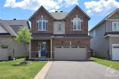 1206 De Pencier Drive, North Grenville, ON K0G 1J0