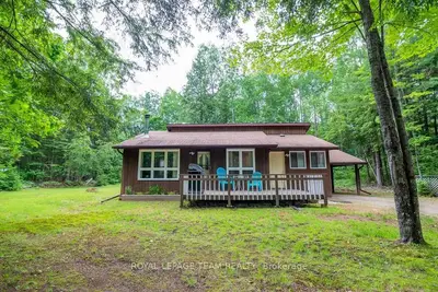393 OHIO Road, Madawaska Valley, ON K0J 1L0
