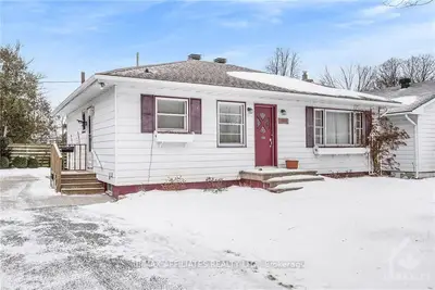 960 WINGATE Drive, Elmvale Acres and Area, ON K1G 1T1