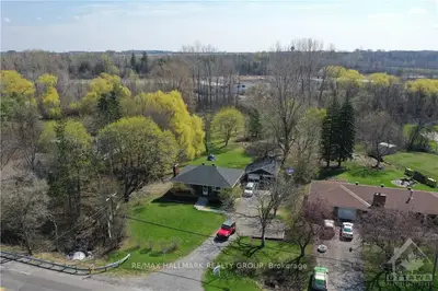 313 RIVER Road, Blossom Park - Airport and Area, ON K1V 1H2