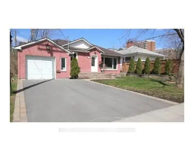 239 DALE Avenue, Alta Vista and Area, ON K1G 0H6