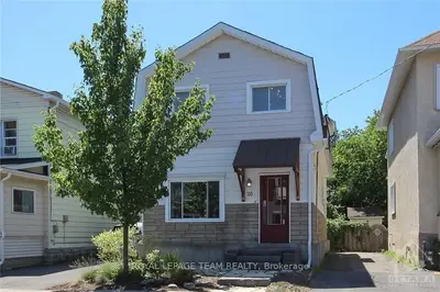 20 PINHEY Street, West Centre Town, ON K1Y 1T2