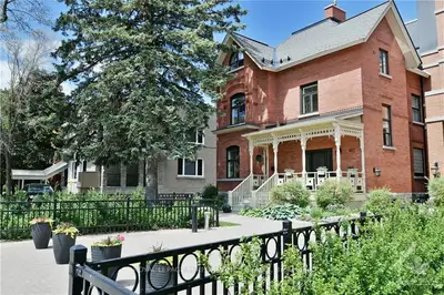 417 LAURIER Avenue E, Lower Town - Sandy Hill, ON K1N 6R4