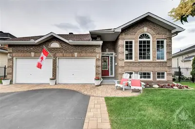 710 MUD CREEK Crescent, Blossom Park - Airport and Area, ON K1V 1W3