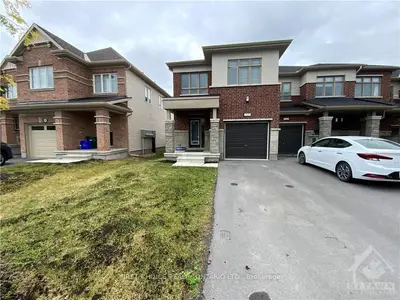 323 LIPIZZANER Street, Stittsville - Munster - Richmond, ON K2S 0X9