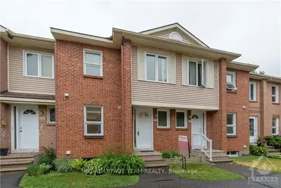 20B CASTLEBROOK Lane, South of Baseline to Knoxdale, ON K2G 5G3