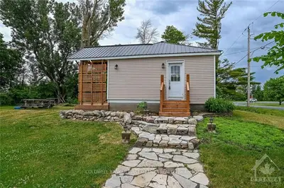 15070 CONCESSION ROAD 1-2 Road, North Stormont, ON K0C 1K0