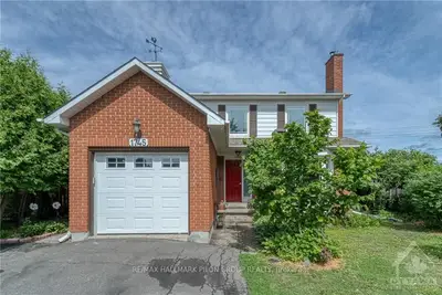 1745 Bonaventure Terrace, Orleans - Convent Glen and Area, ON K1C 1W5