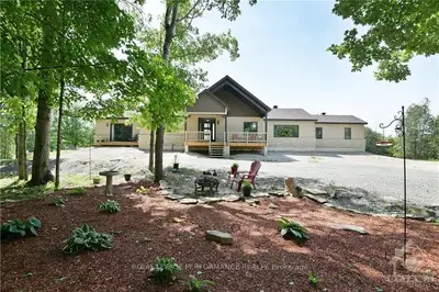 1608 NOLAN'S Road, Montague, ON K7A 4S6