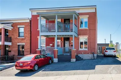 32 LAUREL Street E, West Centre Town, ON K1R 6T9