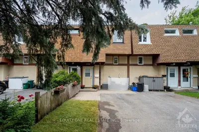 598 Seyton Drive, Bells Corners and South to Fallowfield, ON K2H 7X5