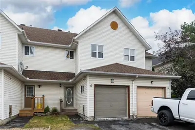 240 MISSISSIPPI Court 4, Carleton Place, ON K7A 4R1