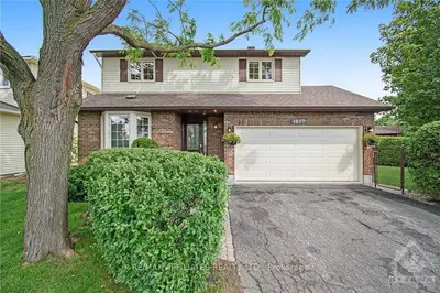 1827 BROMONT Way, Orleans - Convent Glen and Area, ON K1C 5J1