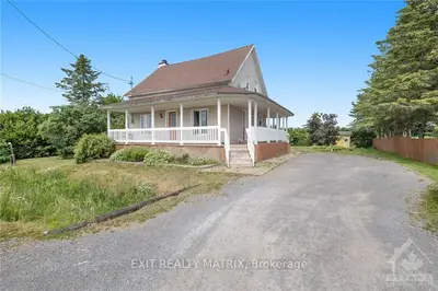 2295 DU LAC Road, Clarence-Rockland, ON K0A 3N0