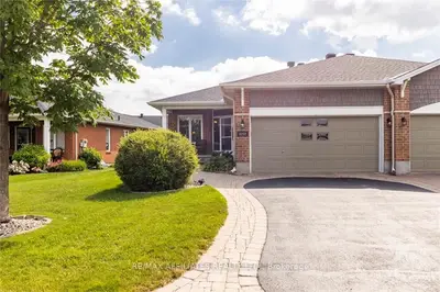 4202 GREEN GABLES Lane, Blossom Park - Airport and Area, ON K1V 2G1