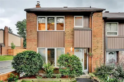 2111 MONTREAL Road 66, Beacon Hill North - South and Area, ON K1J 8M8
