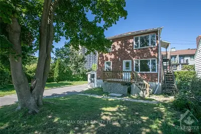 361 IBERVILLE Street, Vanier and Kingsview Park, ON K1L 6G1
