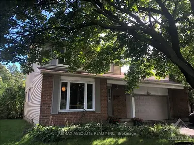 6128 Vineyard Drive, Orleans - Convent Glen and Area, ON K1C 2N6