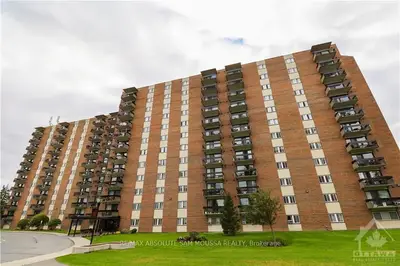 1505 Baseline Road 915, Belair Park - Copeland Park and Area, ON K2C 3L4