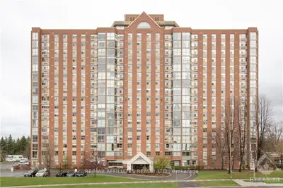 2760 CAROUSEL Crescent 1712, Blossom Park - Airport and Area, ON K1T 2N4