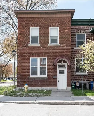 300 CLARENCE Street, Lower Town - Sandy Hill, ON K1N 5R3