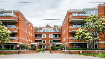 320 CRICHTON Street 204, New Edinburgh - Lindenlea, ON K1M 1W5