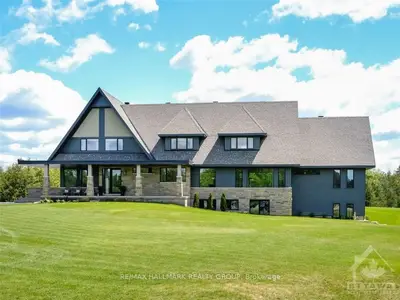 379 Westar Farm Way, Stittsville - Munster - Richmond, On K0a 1b0