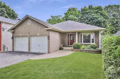 412 Oxford Street E, North Grenville, ON K0G 1J0