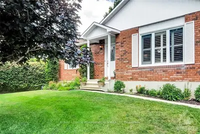 546 CHARTRAND Street, Russell, ON K4R 1G1