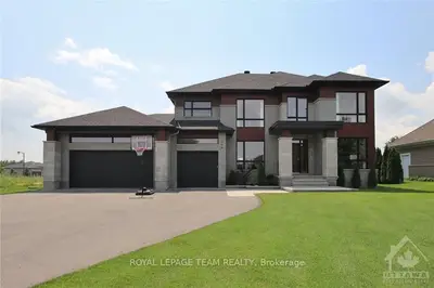 144 DUNBLANE Way, Manotick - Kars - Rideau Twp and Area, ON K4M 0A8