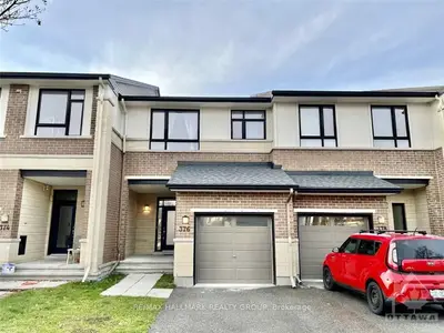376 COOKS MILL Crescent, Blossom Park - Airport and Area, ON K1V 2N2