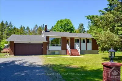 4452 CHAMPLAIN Street, Clarence-Rockland, ON K0A 1N0