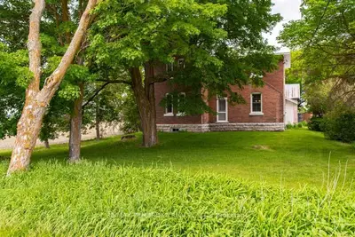 102 GLEN Road, Whitewater Region, ON K0J 1C0