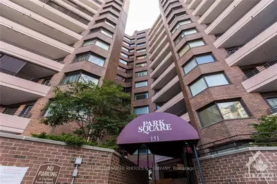 151 BAY Street 911, Ottawa Centre, ON K1R 7T2