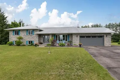 29 SOUTH POINT Drive, Rideau Lakes, ON K7A 4S5