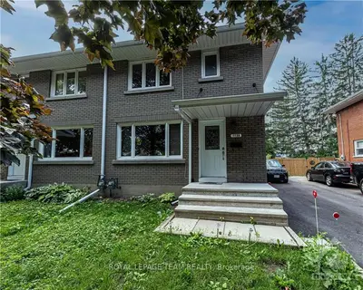 1138 TRENT Street, Carlington - Central Park, ON K1Z 8J4