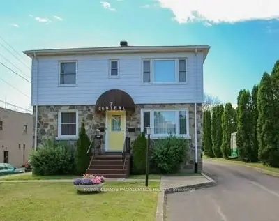 7 CENTRAL Avenue, Brockville, ON K6V 1W5
