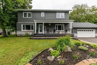 15 Manchester Street, Stittsville - Munster - Richmond, ON K2S 0R8