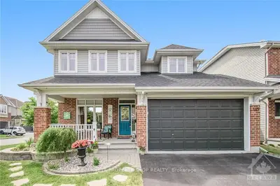 145 MONTARGIS Circle, Orleans - Cumberland and Area, ON K4A 0M5