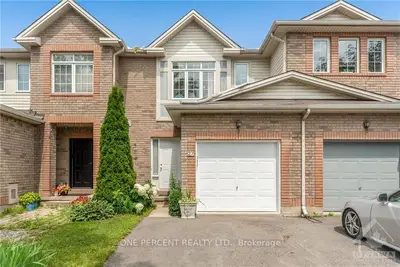 27 CARWOOD Circle, Overbrook - Castleheights and Area, ON K1K 4V3