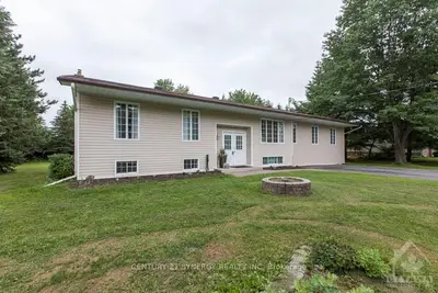 1020 BARNETT Drive, Orleans - Cumberland and Area, ON K4C 1C7