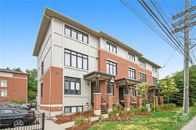 799 MONTREAL Road 29, Manor Park - Cardinal Glen and Area, ON K1K 0S9