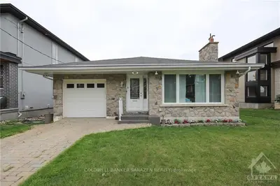 244 RICHARDSON Avenue, Woodroffe, ON K2B 5G6