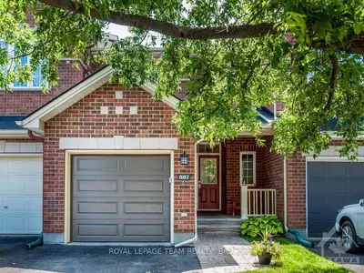 887 Schooner Crescent, Blossom Park - Airport And Area, On K1v 1y3