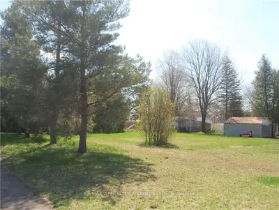 19 DUNDAS Street, South Dundas, ON K0C 1K0